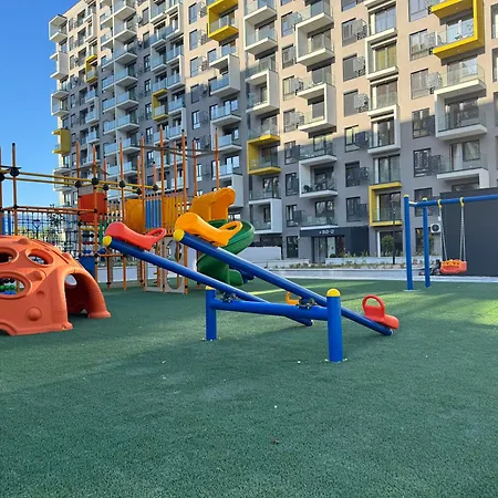 East Gate Luxury Apartment *