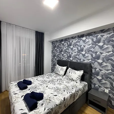 East Gate Luxury